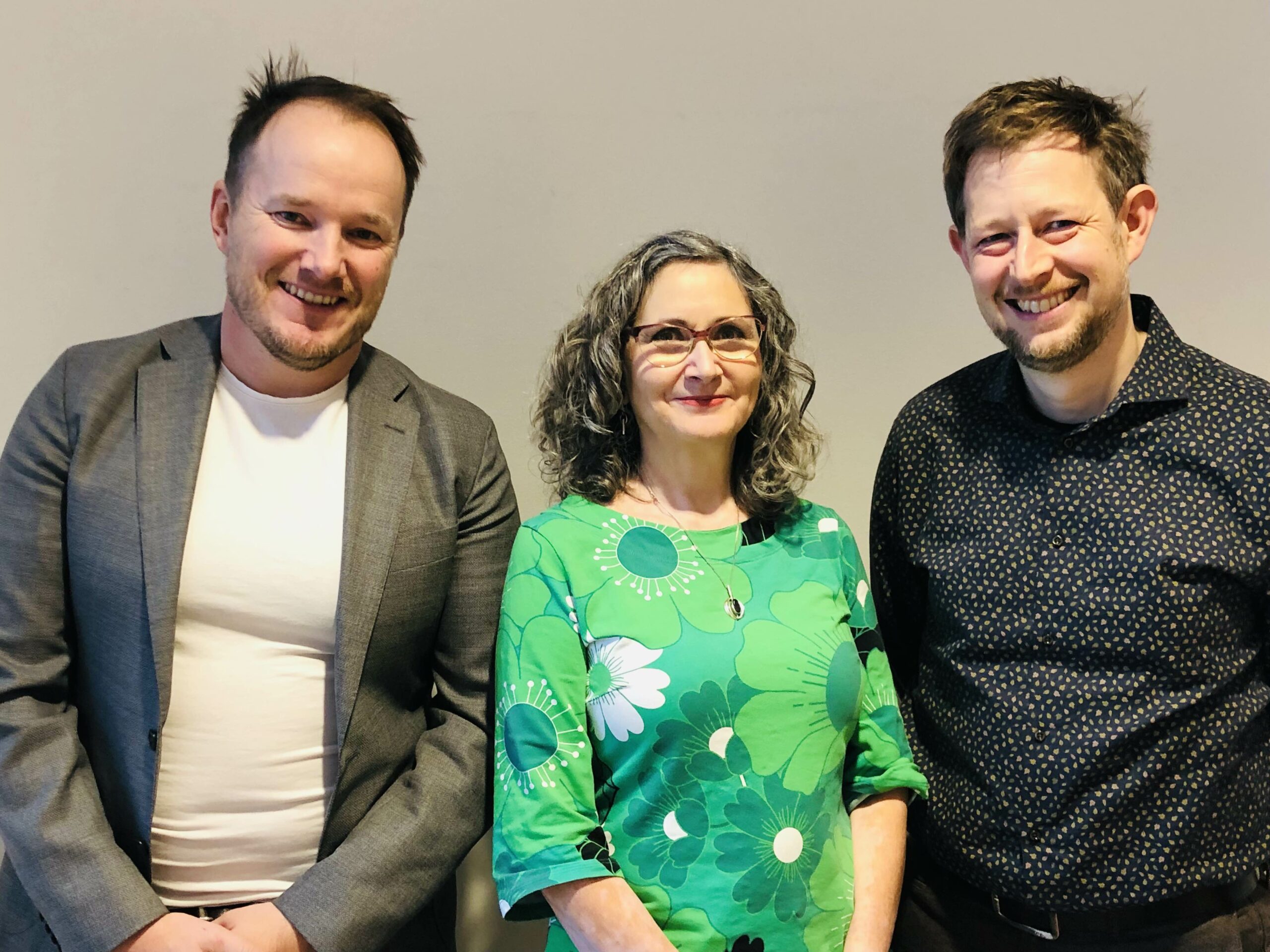 Tobias Smedberg, Ilona Szatmári Waldau och Neil Ormerod.